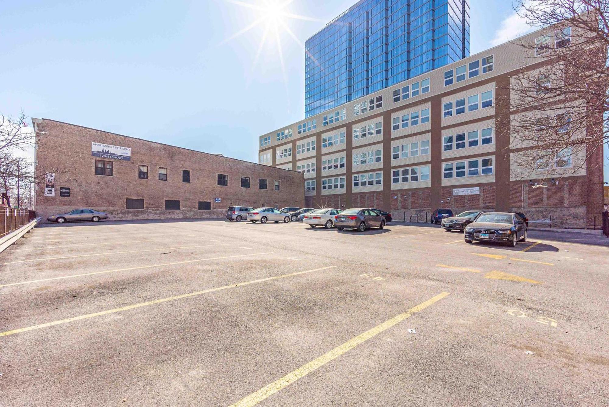 Bright 2Br Luxury Corner Suite With Optional Parking Sleeps 6 Guests Near Mccormick Place And Soldier Field Чикаго Экстерьер фото